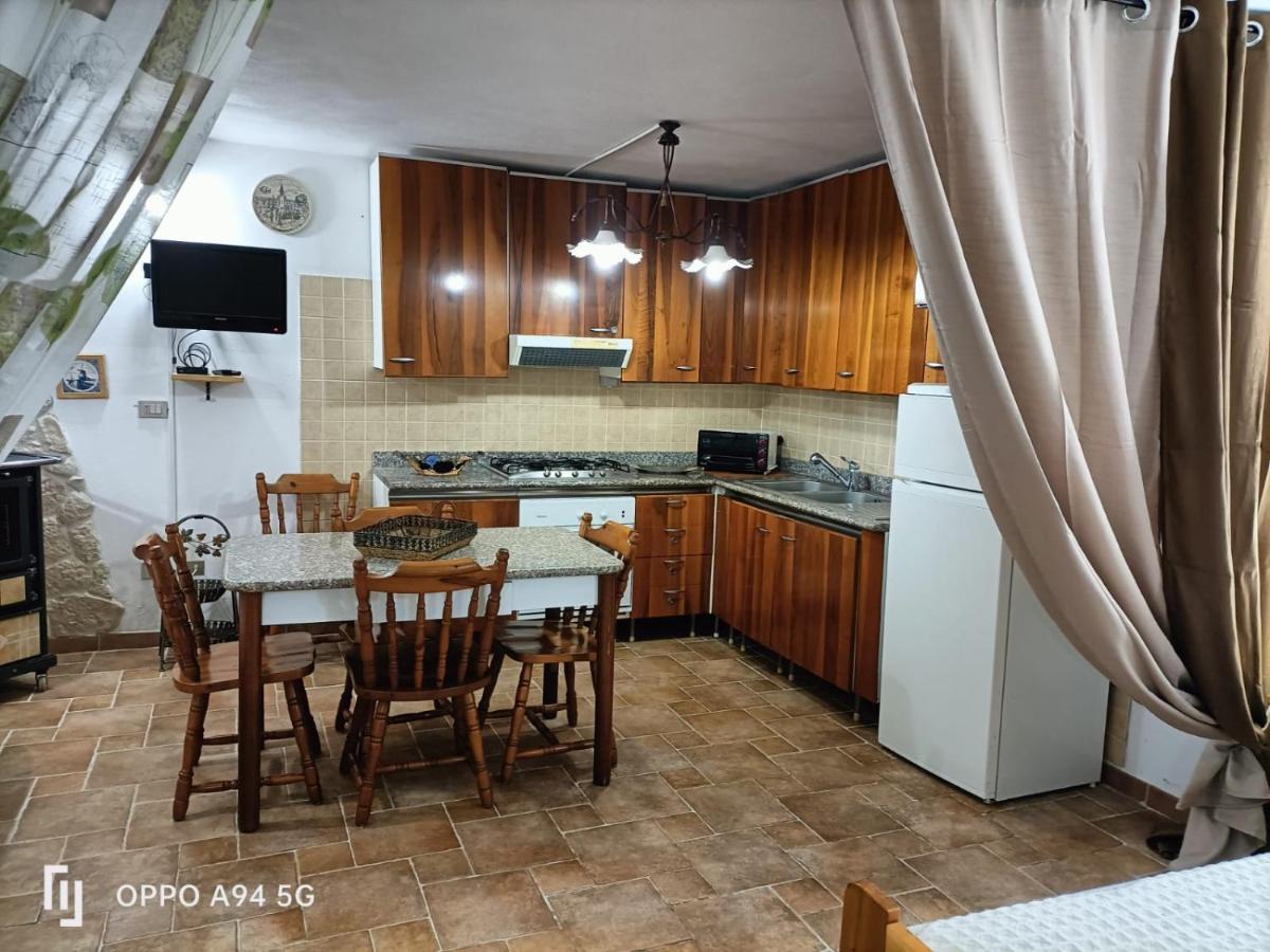 La Taverna Di Angela Амендолара Екстер'єр фото